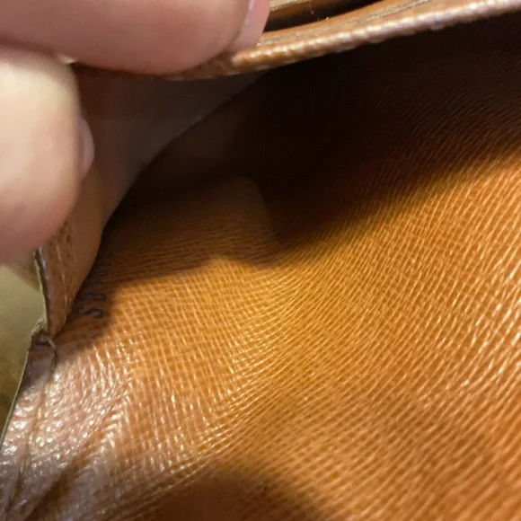 Louis Vuitton W/COA Monogram Portefeiulle Sarah Long Bifold Wallet Like New - Picture 6 of 6